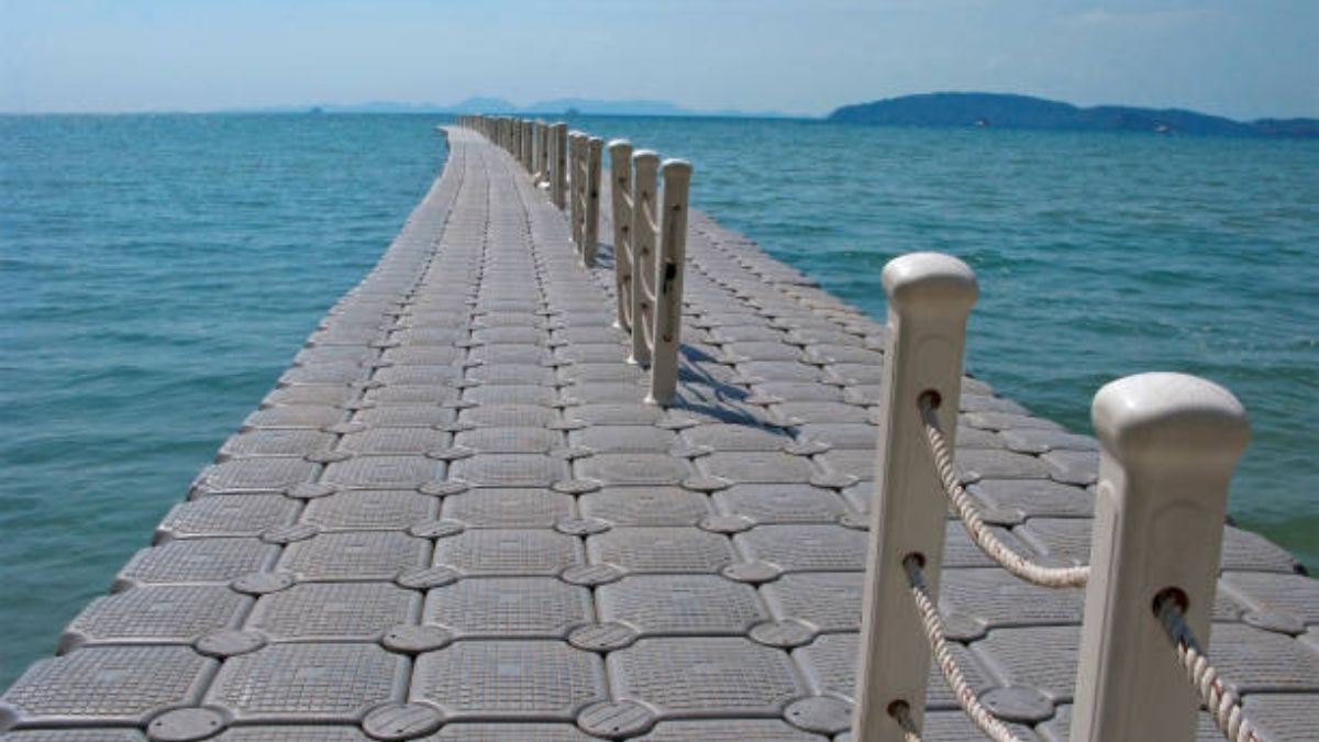 Floating Lake Dock